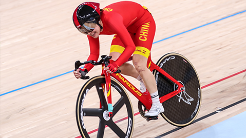 天博体育官网了解塑胶跑道彩色颗粒材质的选择范围